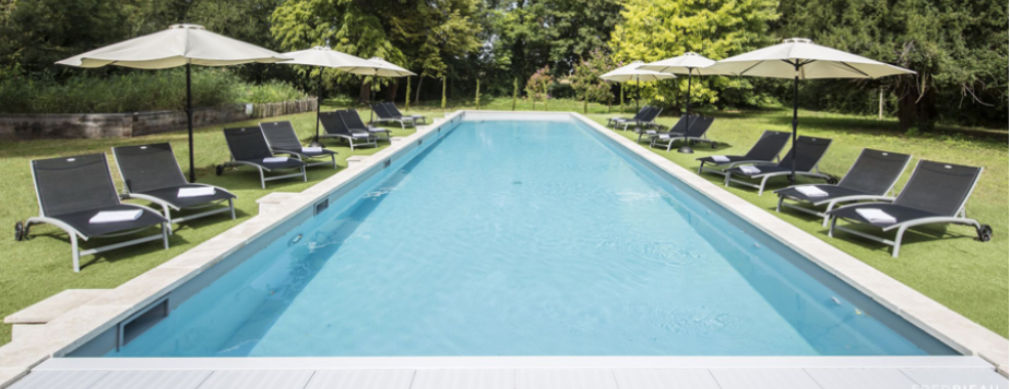 Entretien rénovation de piscines La Tremblade, Charente Maritime | Les Piscines Deletang.